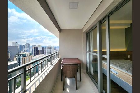 Studio para alugar com 26m², 1 quarto e sem vaga Studio para alugar com 26m², 1 quarto e sem vagaVaranda