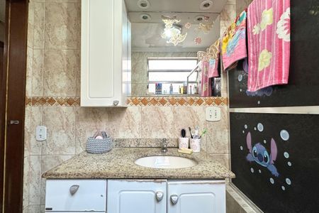 Apartamento à venda com 120m², 3 quartos e sem vagaBanheiro Social