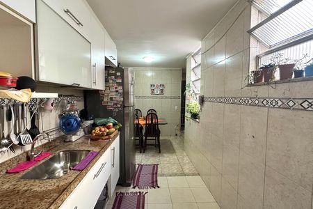 Apartamento à venda com 120m², 3 quartos e sem vagaCozinha