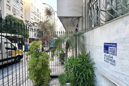 Apartamento à venda com 120m², 3 quartos e sem vagaPlaquinha