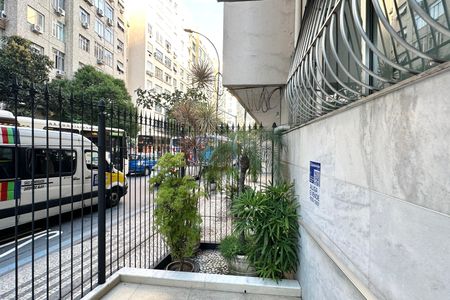 Apartamento à venda com 120m², 3 quartos e sem vagaPlaquinha