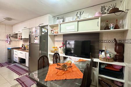 Apartamento à venda com 120m², 3 quartos e sem vagaCozinha