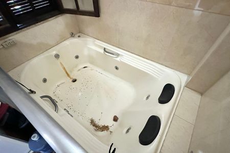 Apartamento à venda com 120m², 3 quartos e sem vagaSuíte Banheiro