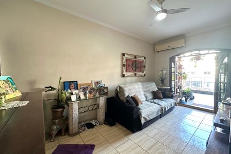 Apartamento à venda com 120m², 3 quartos e sem vagaSala