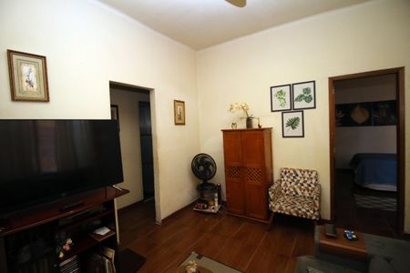 Apartamento à venda com 80m², 2 quartos e sem vagaSala