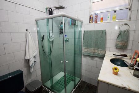 Apartamento à venda com 80m², 2 quartos e sem vagaBanheiro Social