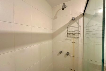 Apartamento para alugar com 145m², 3 quartos e 2 vagas Apartamento para alugar com 145m², 3 quartos e 2 vagasBanheiro da Suite