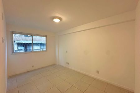 Apartamento para alugar com 145m², 3 quartos e 2 vagas Apartamento para alugar com 145m², 3 quartos e 2 vagas Suite