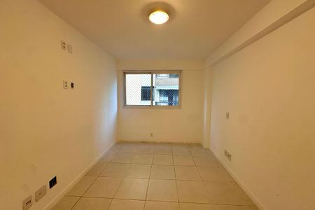 Apartamento para alugar com 145m², 3 quartos e 2 vagas Apartamento para alugar com 145m², 3 quartos e 2 vagas Suite