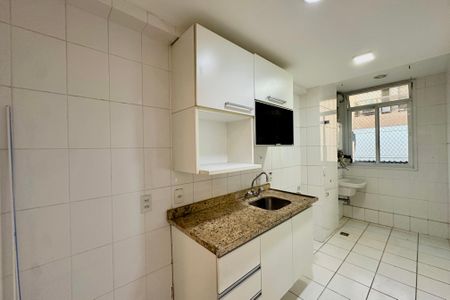 Apartamento para alugar com 145m², 3 quartos e 2 vagas Apartamento para alugar com 145m², 3 quartos e 2 vagasCozinha e Área de Serviço