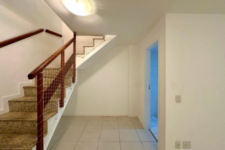 Apartamento para alugar com 145m², 3 quartos e 2 vagas Apartamento para alugar com 145m², 3 quartos e 2 vagasSala