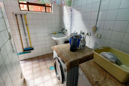 Casa à venda com 239m², 3 quartos e 4 vagas Casa à venda com 239m², 3 quartos e 4 vagasÁrea de Serviço