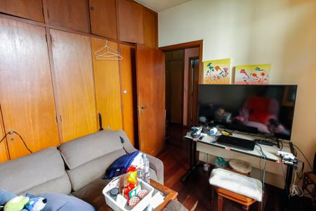 Casa à venda com 239m², 3 quartos e 4 vagas Casa à venda com 239m², 3 quartos e 4 vagasQuarto 2