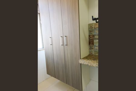 Apartamento à venda com 60m², 2 quartos e 1 vagaÁrea de Serviço