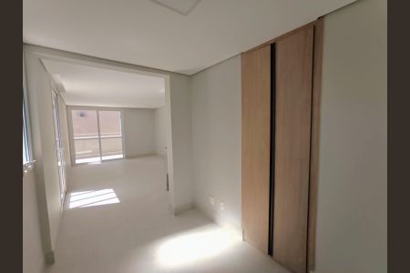 Apartamento à venda com 120m², 2 quartos e 2 vagasSala 2