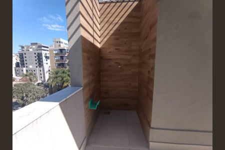 Apartamento à venda com 120m², 2 quartos e 2 vagasCobertura
