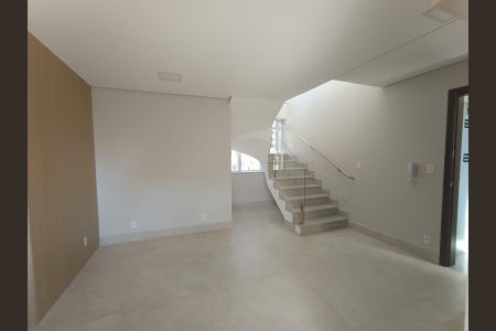 Apartamento à venda com 120m², 2 quartos e 2 vagasSala