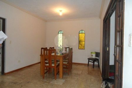Casa à venda com 200m², 3 quartos e 2 vagas