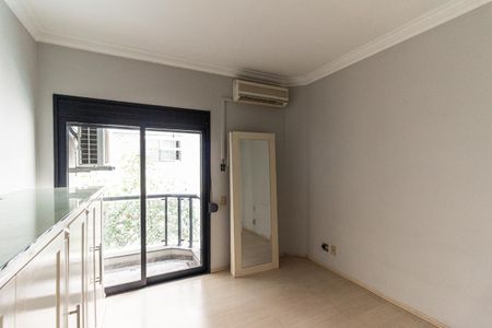 Apartamento à venda com 200m², 3 quartos e 3 vagasSuíte 1
