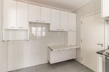 Apartamento à venda com 200m², 3 quartos e 3 vagasCozinha