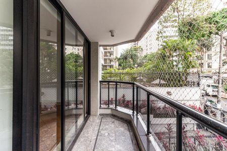 Apartamento à venda com 200m², 3 quartos e 3 vagasVaranda da Sala