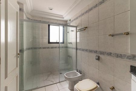 Apartamento à venda com 200m², 3 quartos e 3 vagasBanheiro da Suíte 1