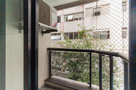 Apartamento à venda com 200m², 3 quartos e 3 vagasVaranda da Suíte 1