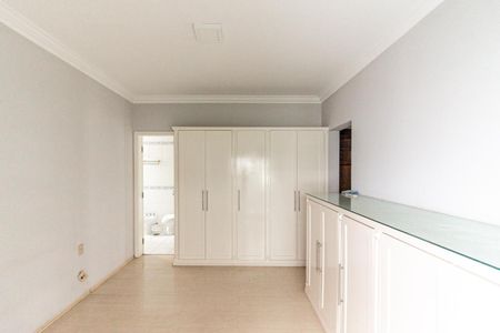 Apartamento à venda com 200m², 3 quartos e 3 vagasSuíte 1