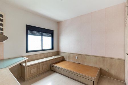 Apartamento à venda com 200m², 3 quartos e 3 vagasSuíte 2