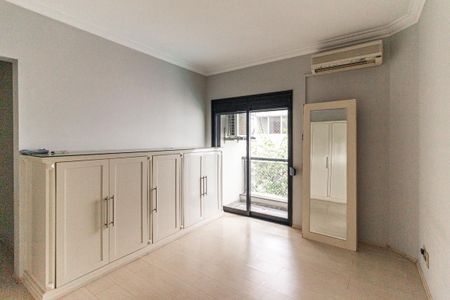 Apartamento à venda com 200m², 3 quartos e 3 vagasSuíte 1