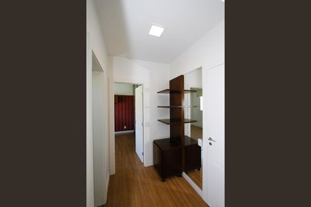 Casa à venda com 540m², 5 quartos e 6 vagasCorredor