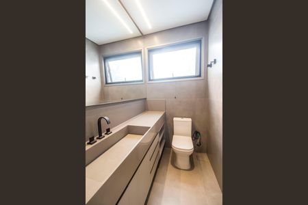 Casa à venda com 813m², 5 quartos e 3 vagasBanheiro da Suíte 1