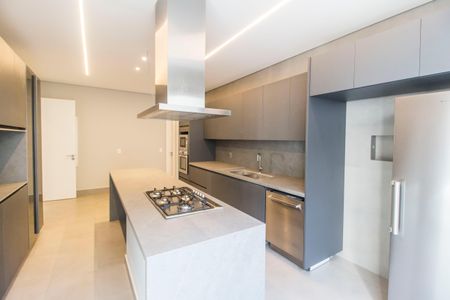 Casa à venda com 813m², 5 quartos e 3 vagasCozinha