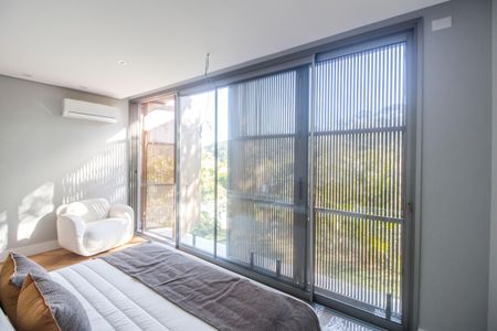 Casa à venda com 813m², 5 quartos e 3 vagasSuíte master