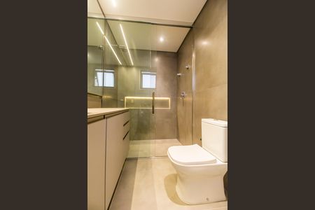 Casa à venda com 813m², 5 quartos e 3 vagasBanheiro da Suíte 2