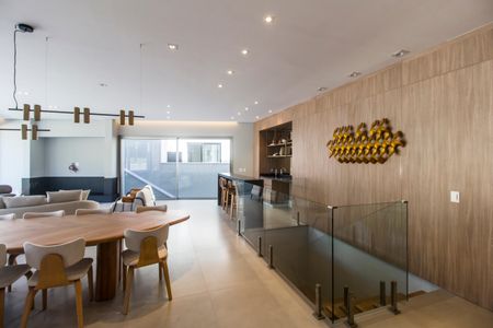 Casa à venda com 813m², 5 quartos e 3 vagasSala 