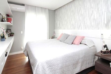 Apartamento à venda com 167m², 3 quartos e 3 vagas