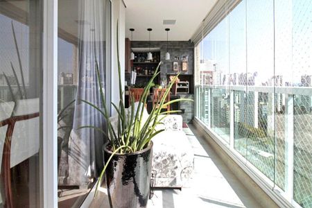 Apartamento à venda com 167m², 3 quartos e 3 vagas