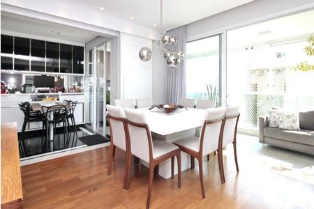 Apartamento à venda com 167m², 3 quartos e 3 vagas