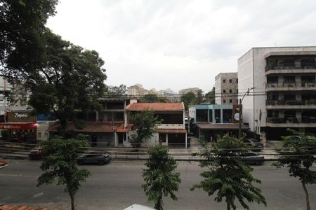 Casa de condomínio à venda com 290m², 5 quartos e 3 vagasVaranda - Vista