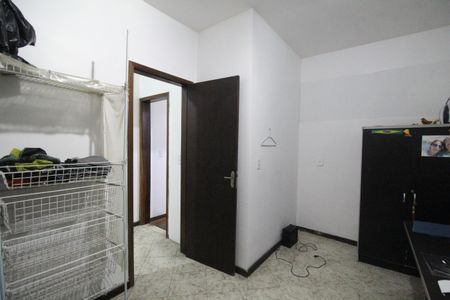 Casa de condomínio à venda com 290m², 5 quartos e 3 vagasQuarto 1