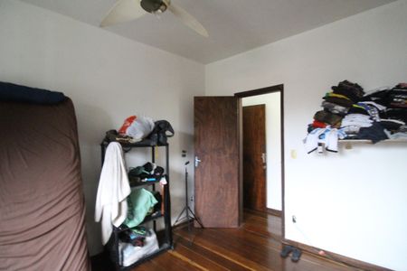 Casa de condomínio à venda com 290m², 5 quartos e 3 vagasQuarto 3