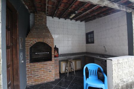 Casa de condomínio à venda com 290m², 5 quartos e 3 vagasChurrasqueira