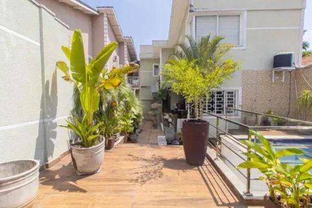 Casa à venda com 200m², 4 quartos e 6 vagas
