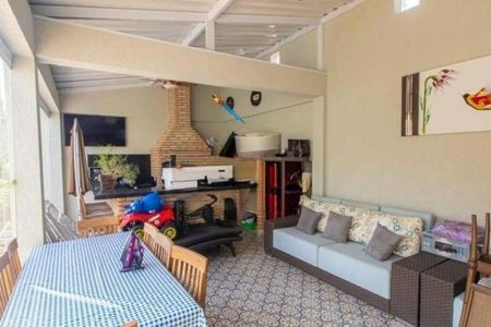 Casa à venda com 200m², 4 quartos e 6 vagas