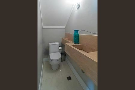 Casa à venda com 200m², 4 quartos e 6 vagas