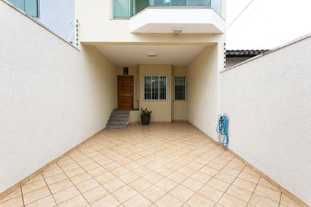 Casa à venda com 213m², 4 quartos e 4 vagasGaragem