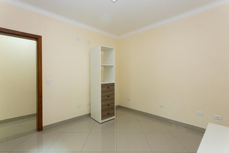 Casa à venda com 213m², 4 quartos e 4 vagasSuíte 3