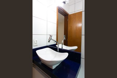 Casa à venda com 213m², 4 quartos e 4 vagasBanheiro da Suíte 3