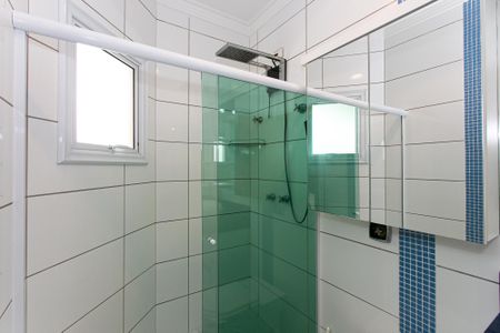 Casa à venda com 213m², 4 quartos e 4 vagasBanheiro da Suíte 1